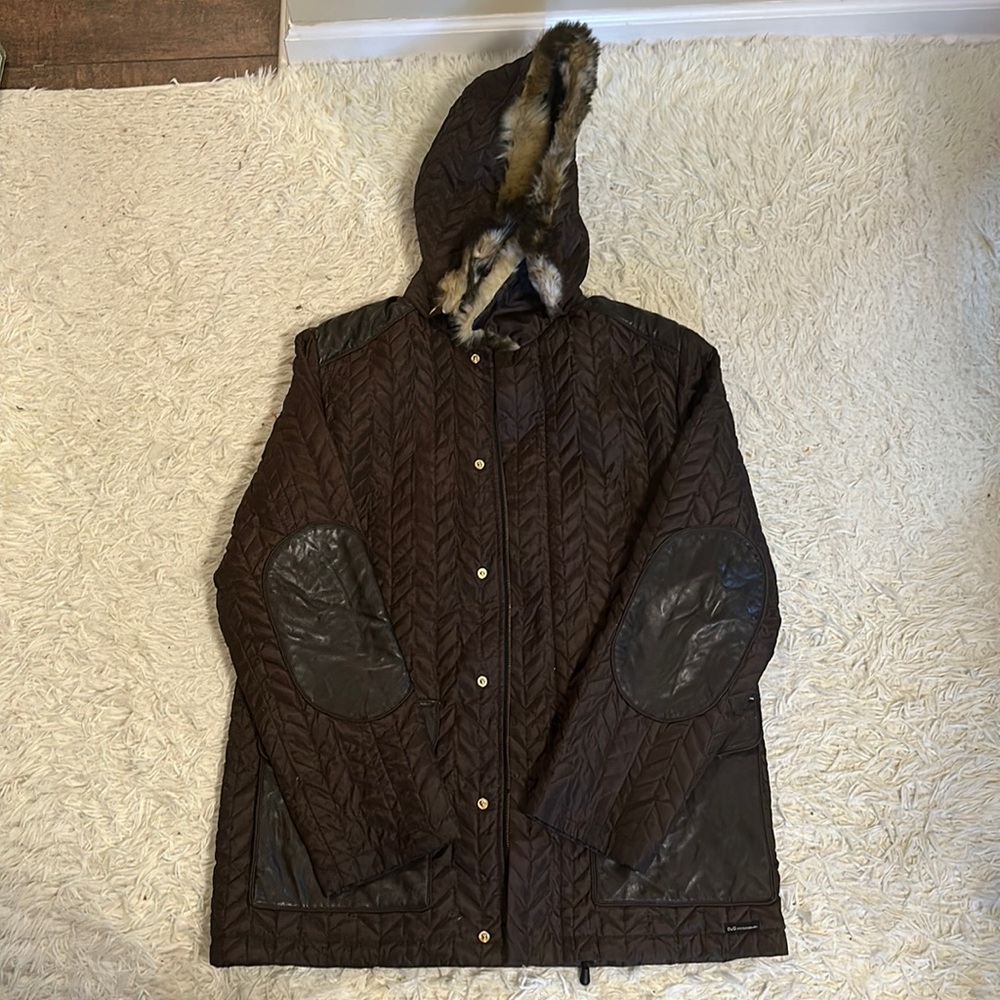 Dolce & Gabbana Woman’s winter jacket.  M. Dark brown with removable hood
